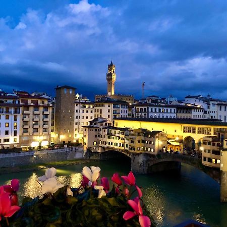 פירנצה Ponte Vecchio View Luxury Apartment מראה חיצוני תמונה
