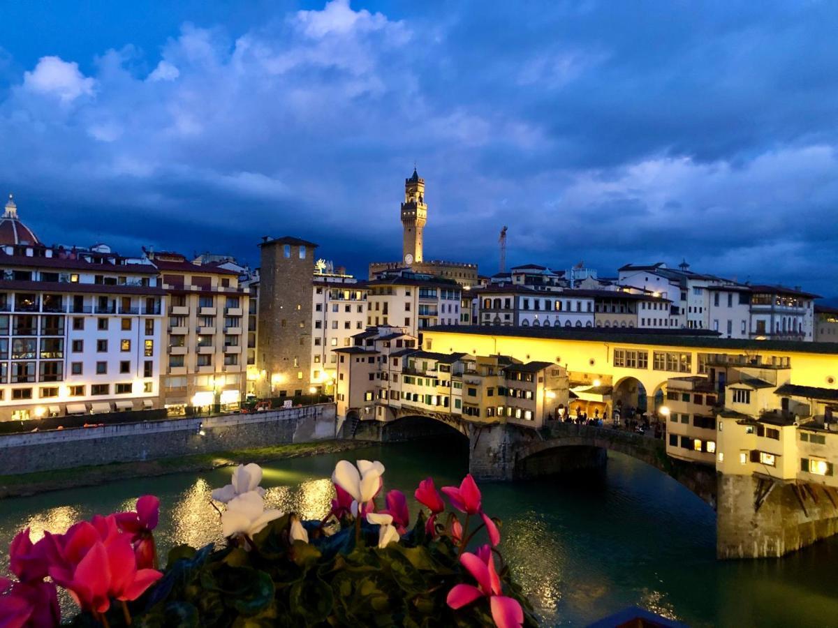 פירנצה Ponte Vecchio View Luxury Apartment מראה חיצוני תמונה